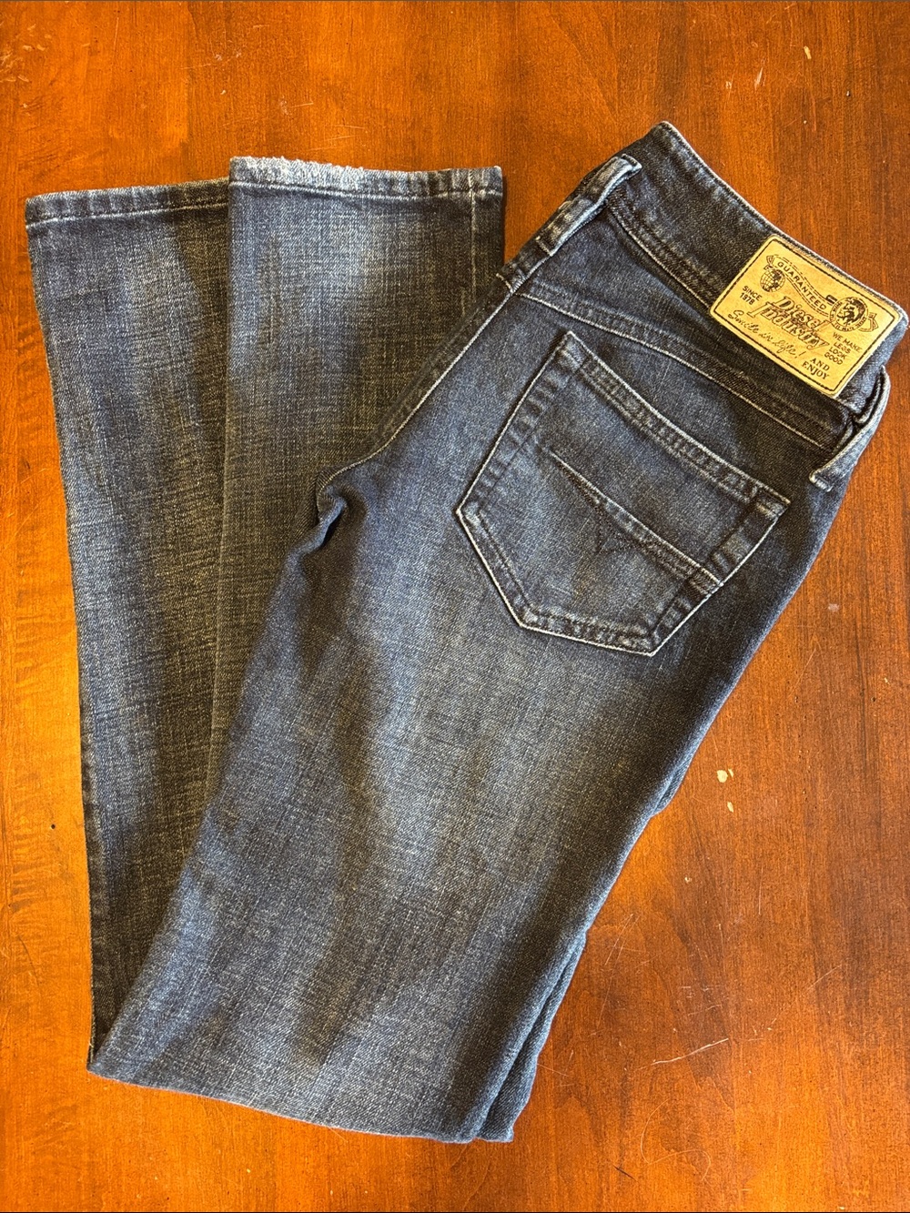DIESEL INDUSTRY MATIC- 28 X 34 Medium Wash Skinny Stretch Jeans (L-106)
